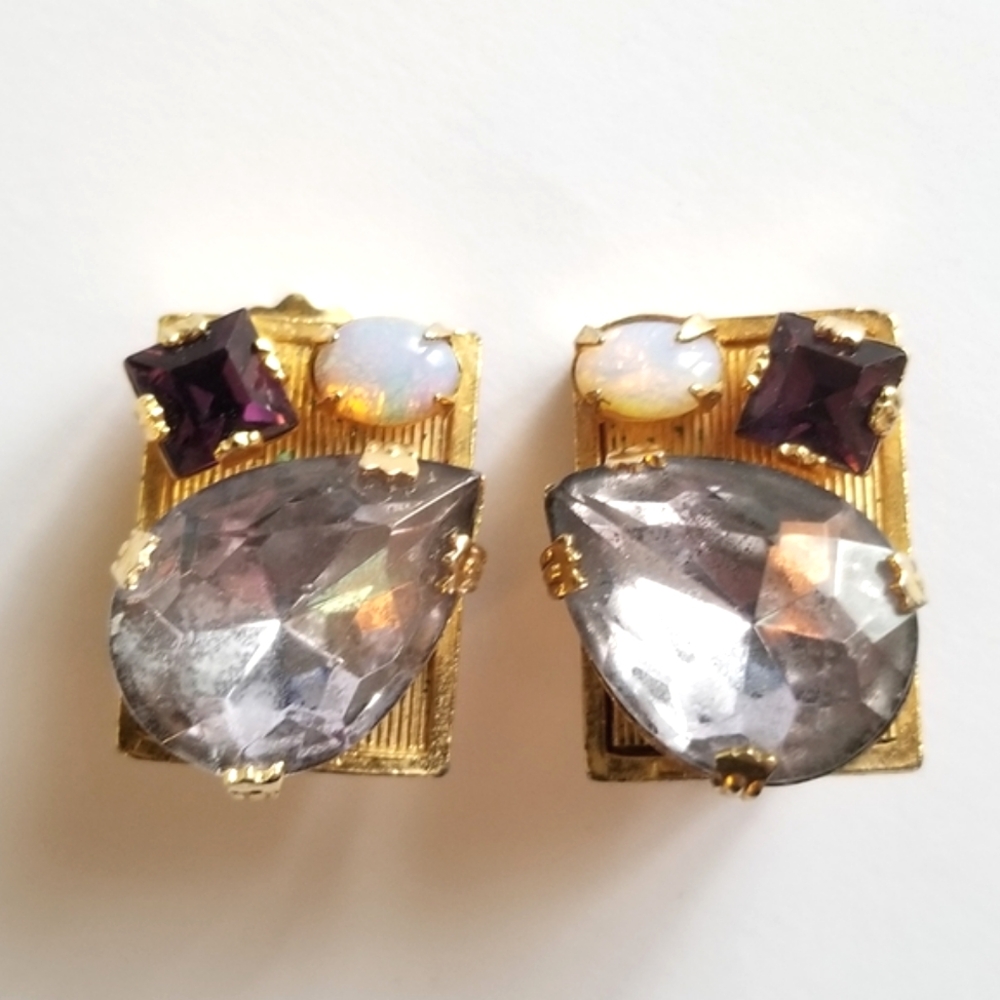 Vintage earrings rhinestone clip on faux opal gold tone rectangular chunky
